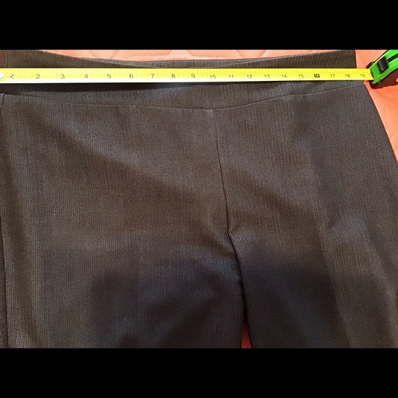 Ladies Slacks 🌹 - Picture 4 of 4